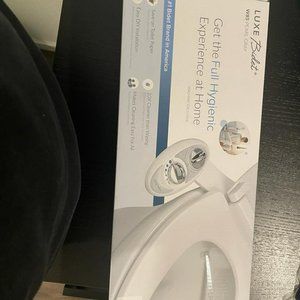 Luxe Bidet W85